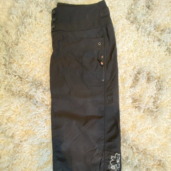 lululemon athletica Pants - VINTAGE lululemon wide leg capri pants